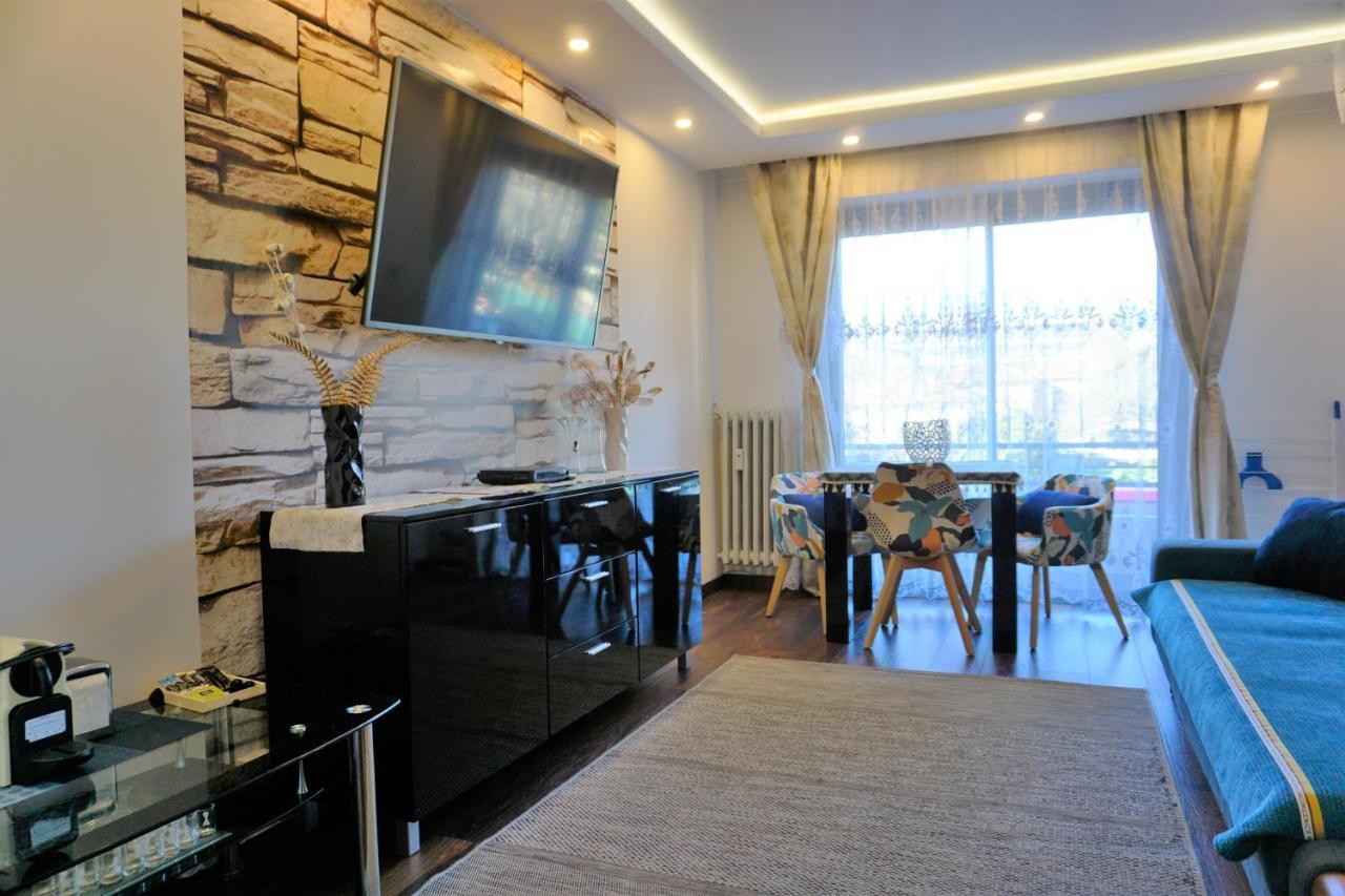 Charming Ac 2-Bedroom Apartment Antibes City Center Family, Couples Friendly Exterior photo